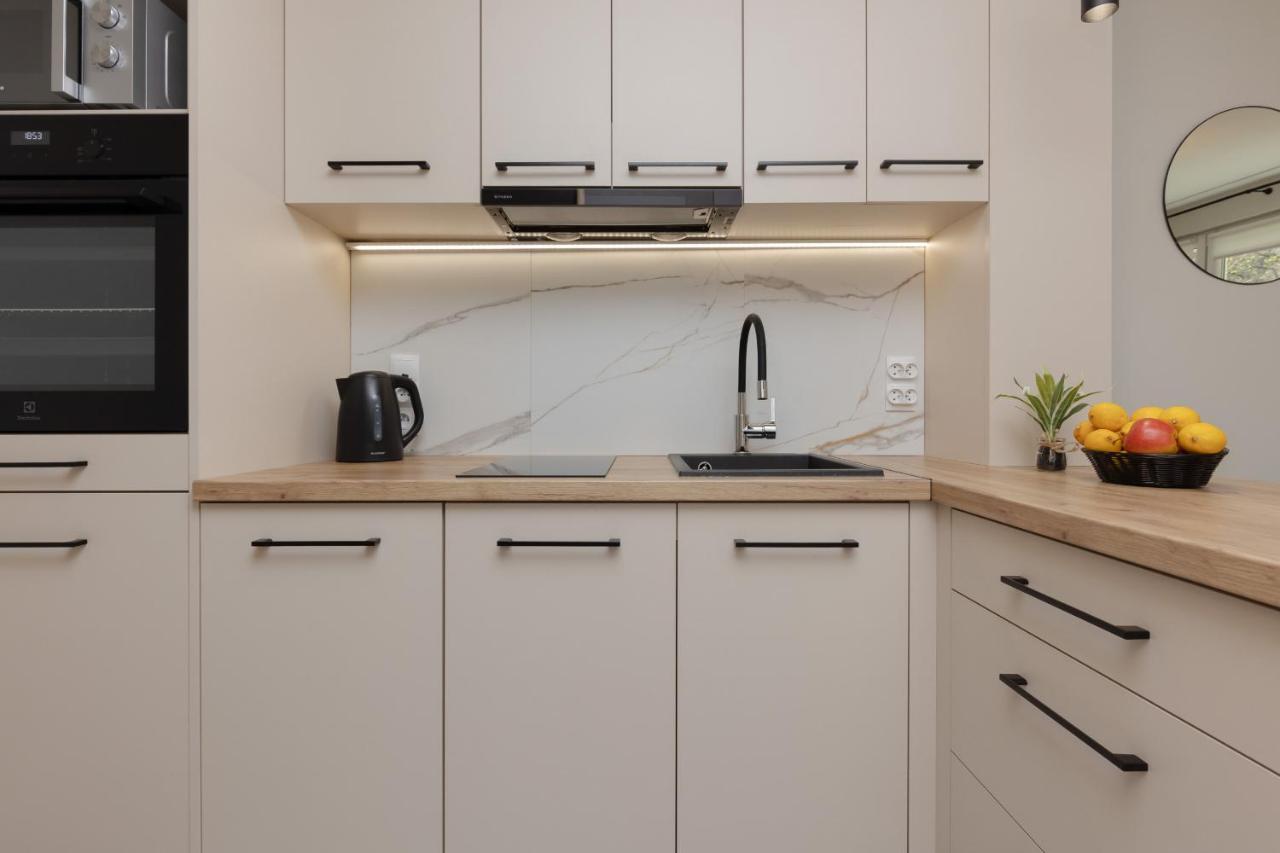 Aleja Jana Pawla II Studio Warsaw By Noclegi Renters Luaran gambar