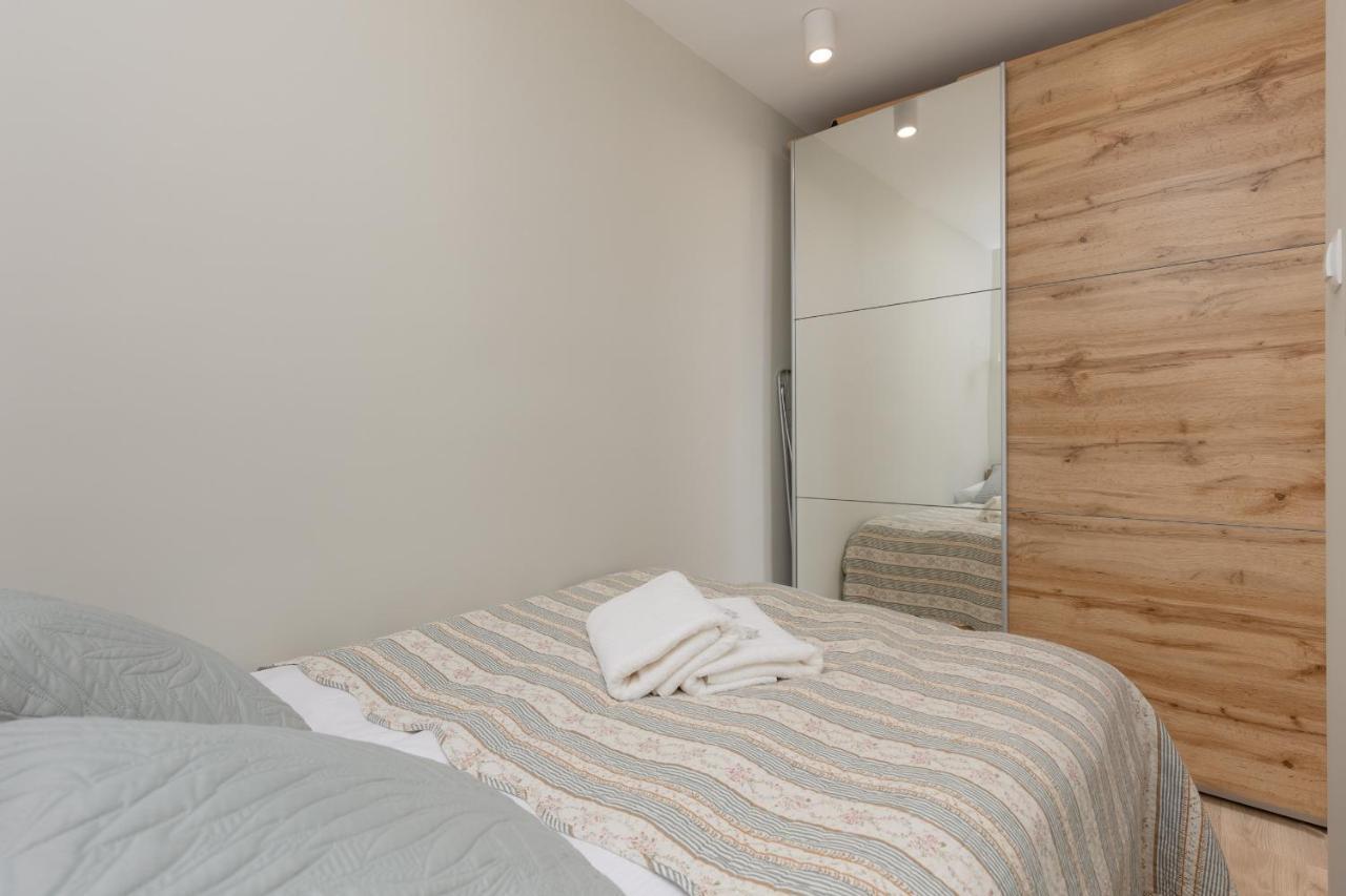 Aleja Jana Pawla II Studio Warsaw By Noclegi Renters Luaran gambar